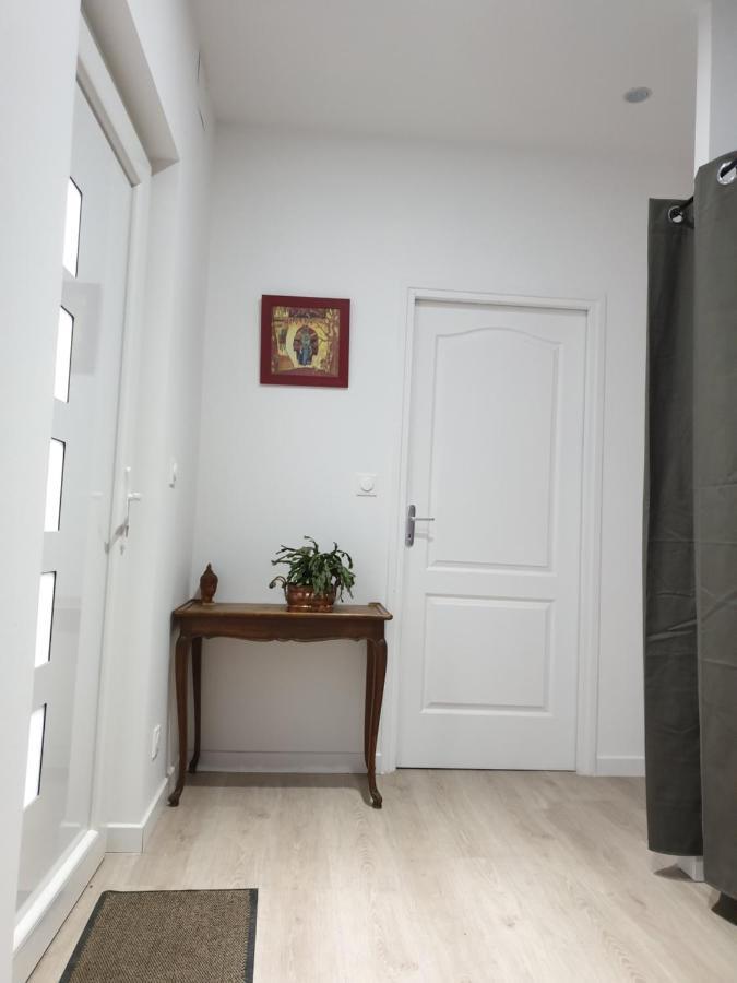 Appartement Hyper-Centre Epernay Avec Sauna Et Parking Prive Ngoại thất bức ảnh